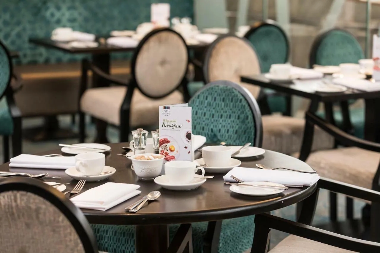 בלפסט The Stormont Hotel 4*,